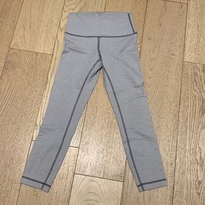 Lululemon size 4 leggings.